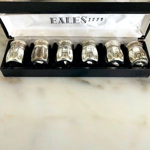 Vintage Eales 1779 salt pepper shakers